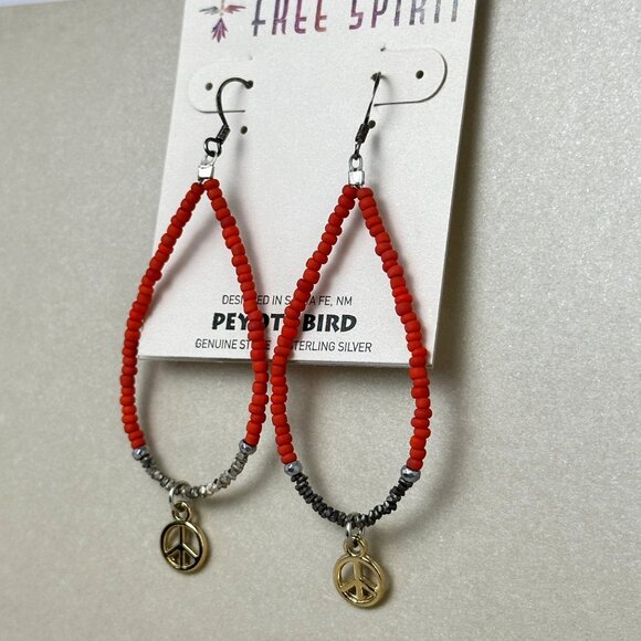 Peyote Bird Red Carnelian Beaded Hoop Earrings Gold Peace Sign Charm Boho NWT - Picture 6 of 9